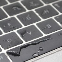БРОНЬКА Накладка на клавиатуру MacBook 12 (A1534) / Pro 13 2016-2017 (A1708) без Touch Bar термопластик EU (прозрачный) 9531