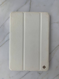УЦЕНКА TOTU Чехол-накладка для iPad mini 1 / 2 / 3 Smart case (белый) 9092